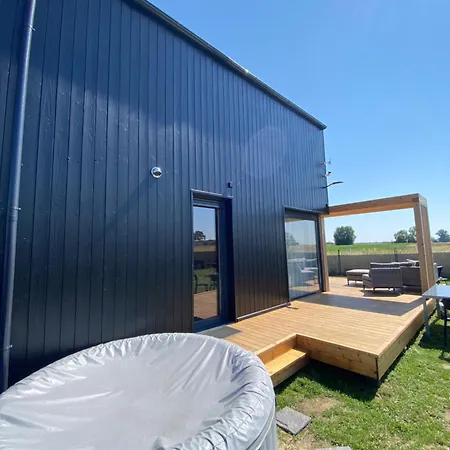 1 Nowy Na Wylacznosc Z Jakuzzi Psy Mile Widziane Rewalia Relax Feriehus